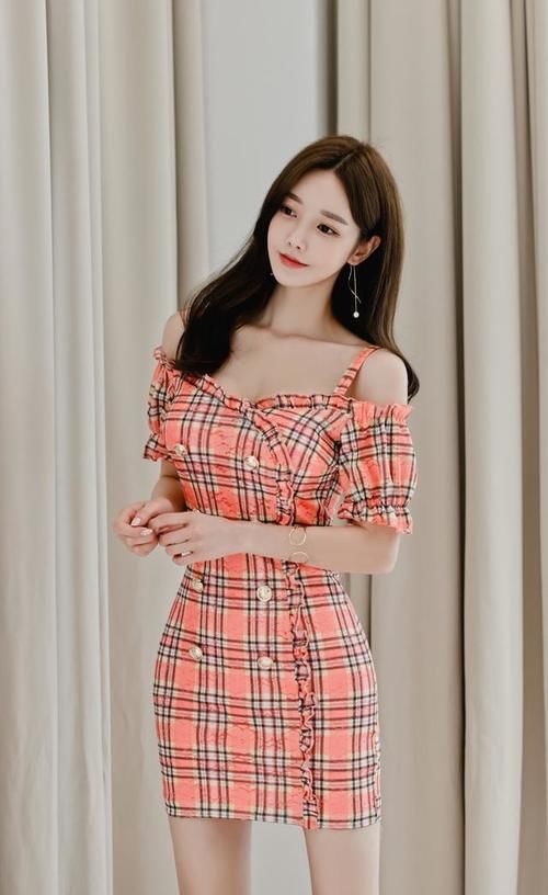 女神孙允珠轻熟风，清新可人的时尚穿搭分享