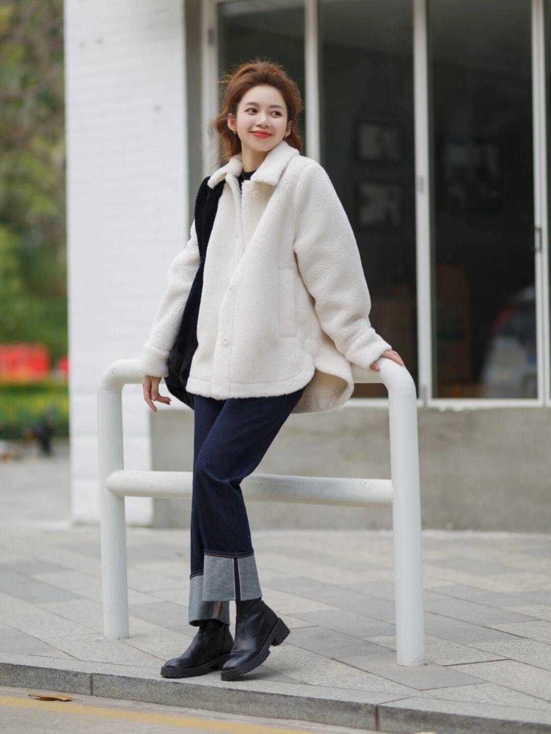 棉服 怪不得这么多人喜欢穿直筒牛仔裤,论保暖百搭,没有长裤能超过它