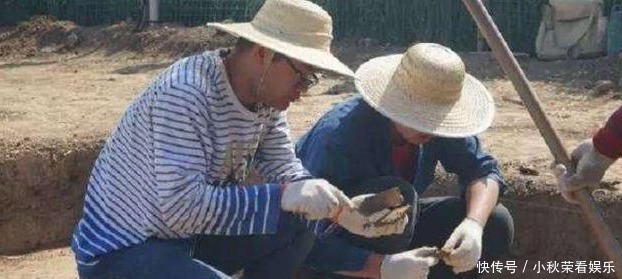 身世|暴雨冲出一座古墓，墓碑上4个字，揭开狄仁杰隐秘的身世