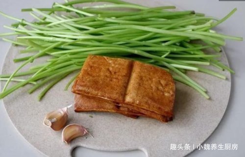 小米椒|失眠最怕吃此菜,每天炒一盘,百吃不腻,失眠好了,一觉睡到天亮