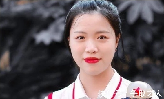 清华大学|一波未平一波又起,杨倩接连获得多份荣誉遭质疑,在表彰会上杨倩的教练不在其中!