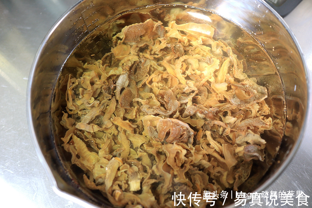 家有干笋干货别发愁,苹果姐蒸大包子这招真赞,浓香暄软口感好