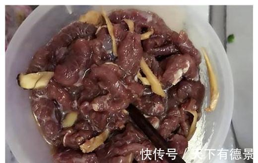 西兰花炒牛肉|此菜5分钟炒好,是减脂增肌菜,做晚餐,饱肚子,腰肢纤细身材好