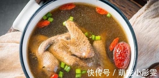 一鸽胜九鸡，鸽子汤怎样做才好喝？试试此做法，肉嫩汤鲜，太香了