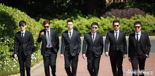 张艺兴：《向往5》变“极限挑战”，被黄老师要求去捡鸡蛋