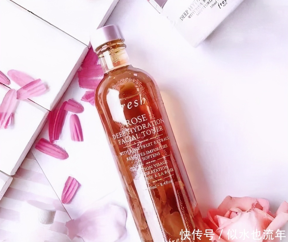 活泉|美白补水爽肤水推荐:维持肌肤水油平衡,让你的肌肤变得白嫩透亮