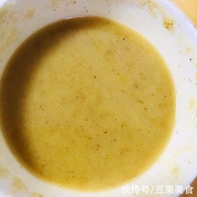 分享给你们我家祖传的酥烧饼的做法，一般人我不告诉他