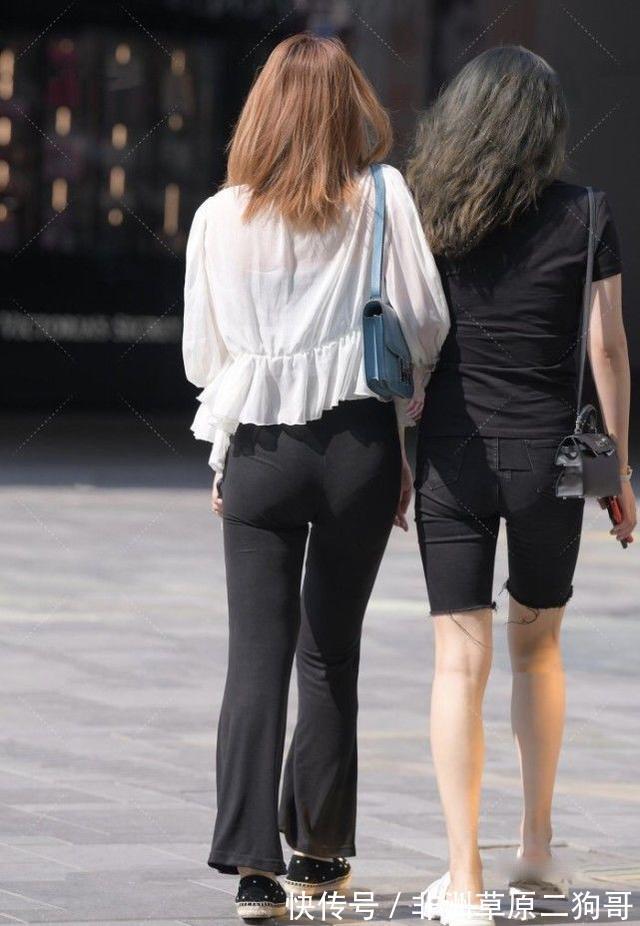 上衣|美女的微胖身材搭配低领吊带上衣,简洁的穿搭体现一个人的气质