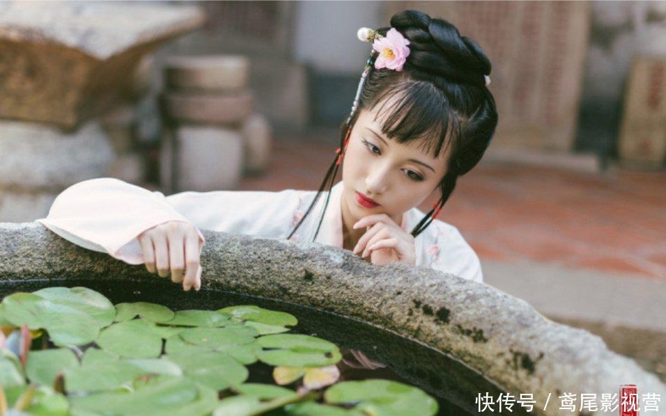 柔美|20岁师大汉服女神气质柔美哀婉,长相神似陈晓旭,拍林黛玉写真真假难辨