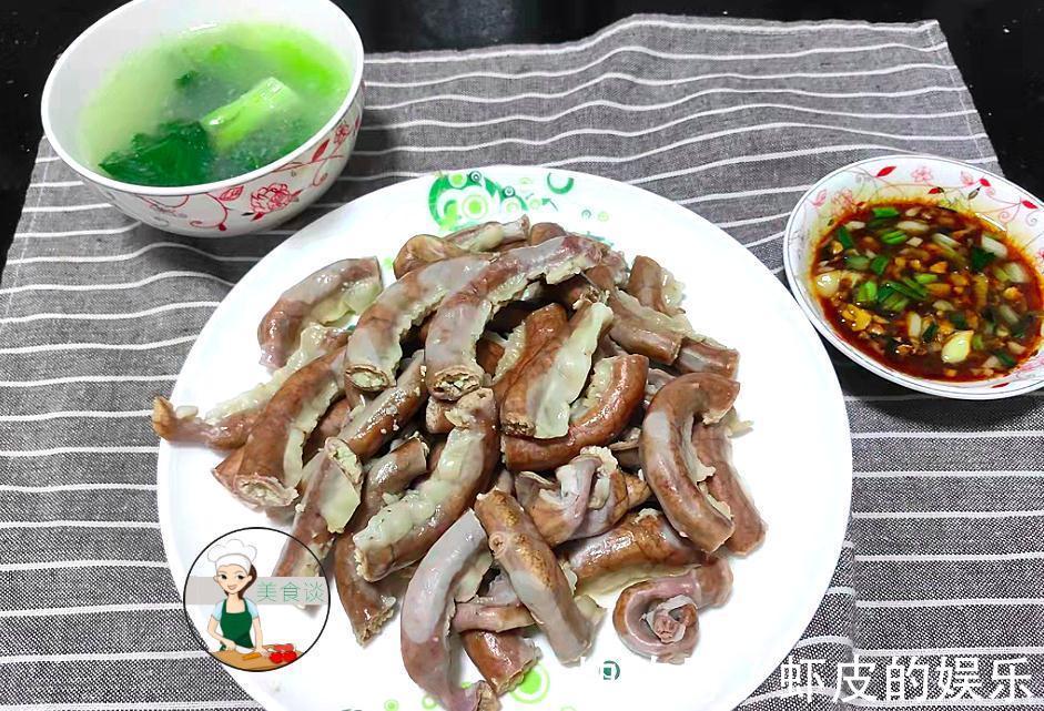 冬天吃牛肉不如吃此,营养极高,煮一锅有肉有菜有汤,冬天吃舒服