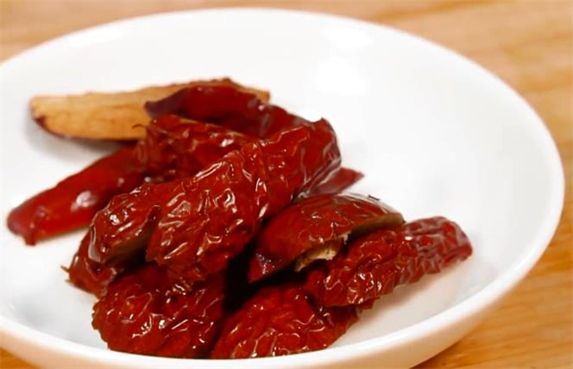 燕窝|入秋后,这汤女人要多喝,特养颜,越喝越漂亮,比吃燕窝还营养