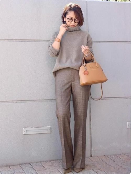 中年女人想要穿得显年轻，试试这些日系减龄穿搭技巧，时髦又优雅