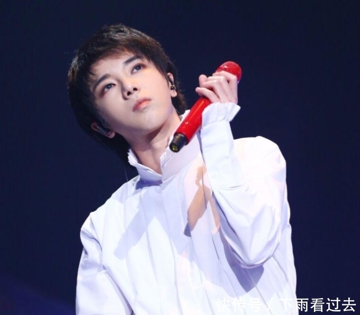 关晓彤 网曝《王牌7》阵容引热议,沈腾贾玲退出,杨迪朱亚文加盟厉害了