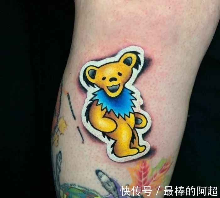 糙汉！超逼真的3D纹身，像粘在皮肤上的贴画，强迫症：好想撕掉它