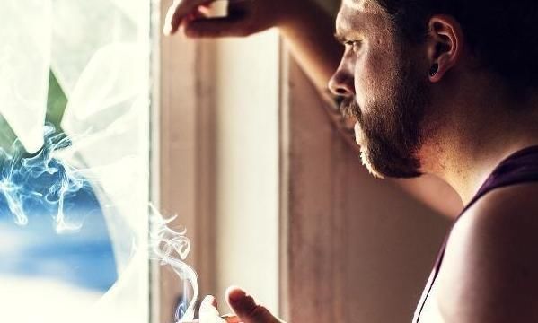 标志|男性衰老标志6大信号已经出现，说明你真的老了，别再不承认了