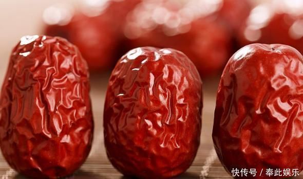 小米粥|大枣和此物一起煮，滋阴补肾，夜里越睡越香，还能补血延缓衰老！