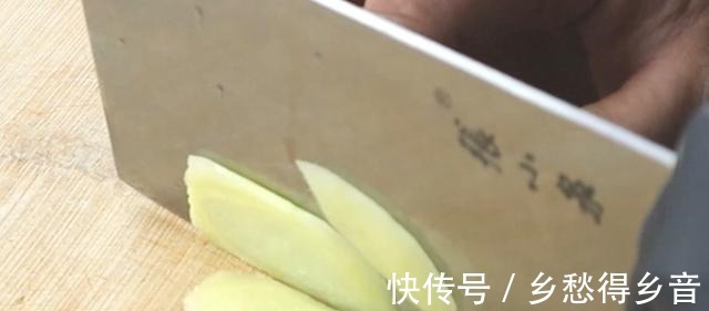 铲子|今天才知道，糖醋排骨少做这一步，好吃还不油腻！