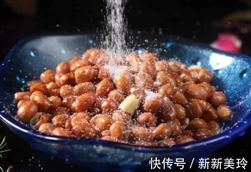 大伯|做油炸花生米，直接炸是大错！学会5技巧，又香又脆，放凉不回软