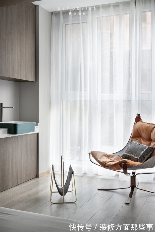 改造|190 ㎡底跃复式改造,现代风五居室简直是绝美