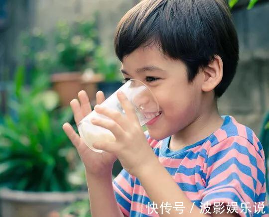 牛奶|喝牛奶真能长高吗看荷兰研究人员的调查结果