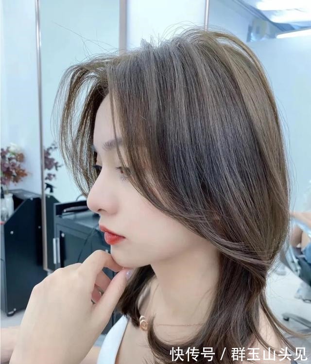 发型 越剪越时尚发型18款,无论长短都很心动,剪完你也可以变美女