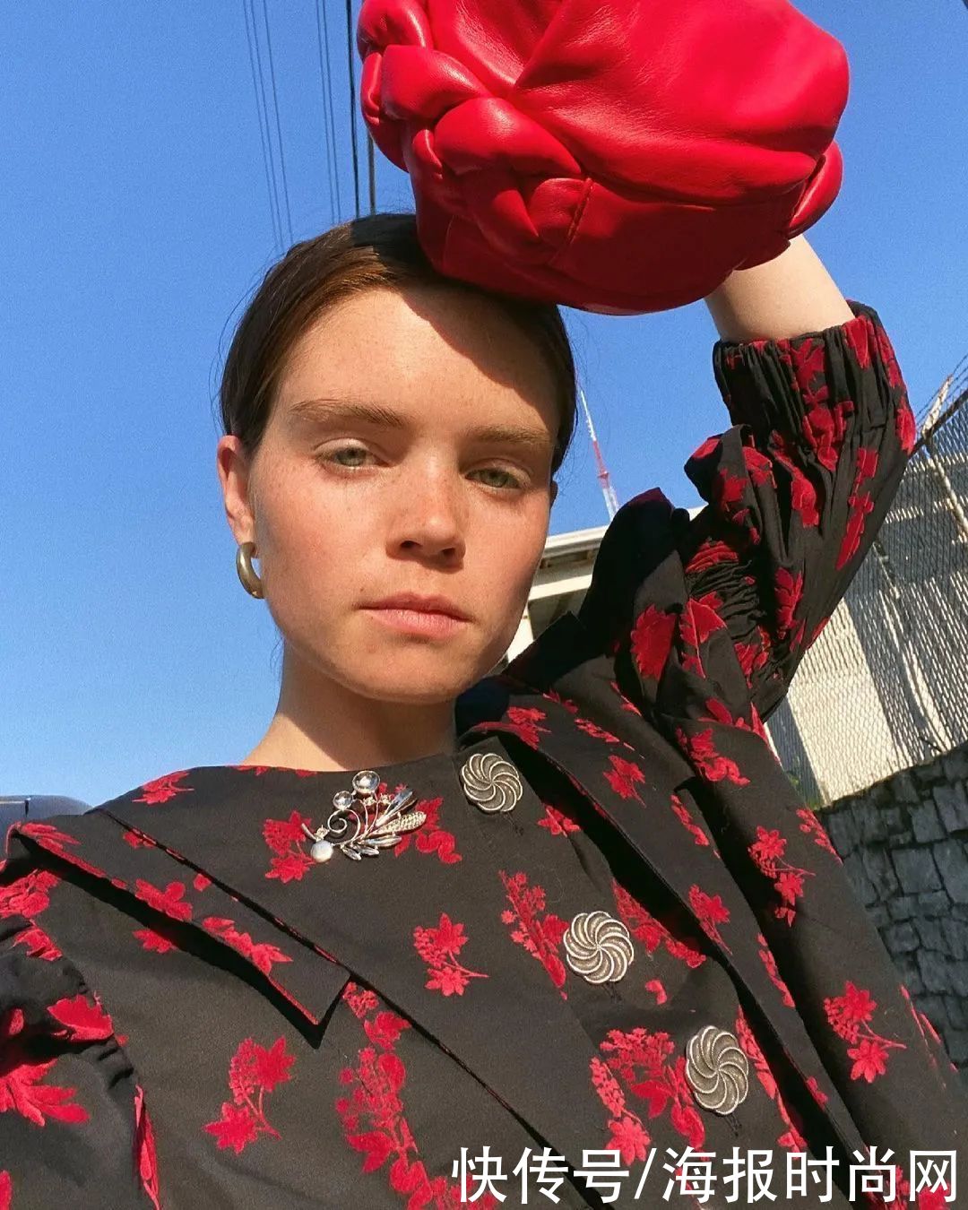 新中式风|穿旗袍、戴玉石、玩发簪...新中式风是时候逆袭了