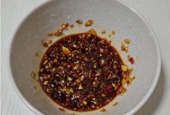 菜全家人都爱吃,清爽开胃,3块钱做一大盘,越吃腰围越细