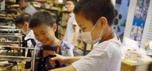 图书馆|这3个地方父母要带孩子经常去,可以让娃情商高,而且更加有出息