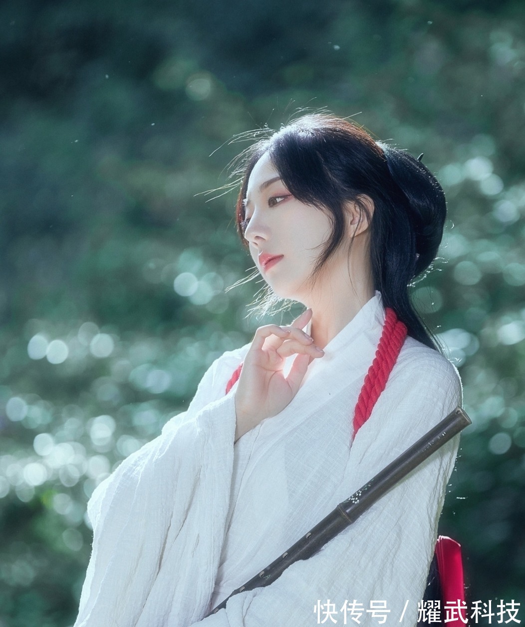 南飞雁&词·八阕丨心事暗沉浮。良宵依旧,三分惆怅,一缕闲愁