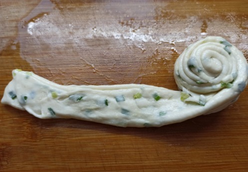 好吃|葱花饼怎么做才酥脆可口?原来和面有技巧,做对了比手抓饼还好吃