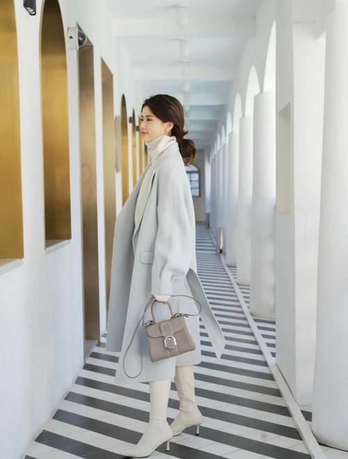 女生多穿莫兰迪色，显白又高级，温柔极了！