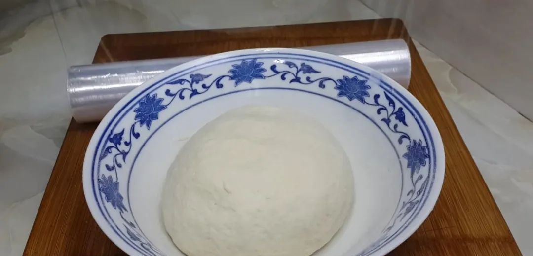 大泡|我家烙饼从来不早起,冰箱里一放,比手抓饼好吃,一次四个不够吃