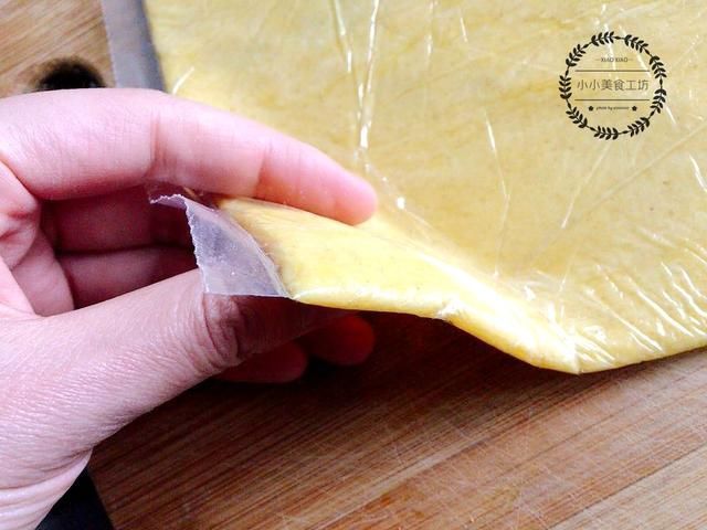 玉米面别再煮粥了,这么做比锅巴脆,比蛋糕香,减肥期吃正合适