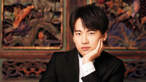 郭麒麟录《国家宝藏》,成“国宝守护人”,携手郭德纲霸屏央视?