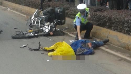 相撞|中卫:一老汉驾驶代步车与一摩托车相撞,致摩托车司机抢救无效死亡.....