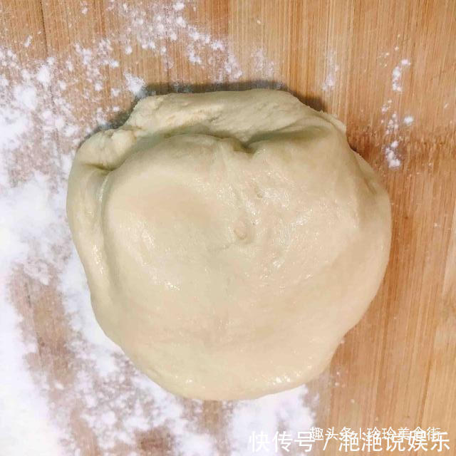 油条|炸油条一定要泡打粉教你油条家庭做法,没有泡打粉也蓬松酥脆