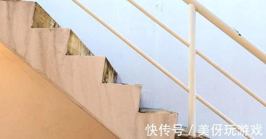 踏步|自建房,楼梯踏步用大理石好还是瓷砖好?过来人:对比一下便明了
