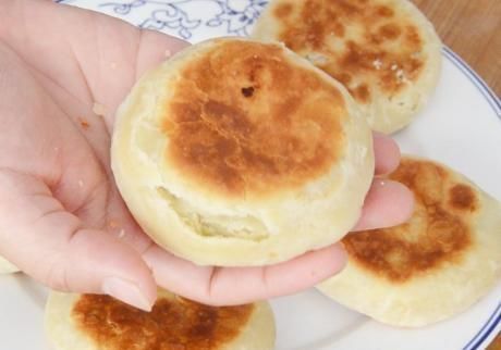 烤箱|绿豆的好吃做法,不用烤箱不过油,出锅个个酥掉渣,比蛋挞还好吃