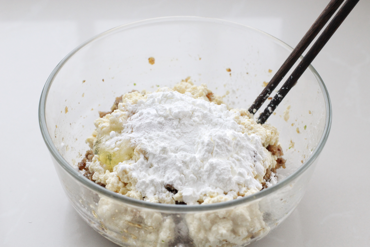 豆腐的别样吃法，不炖也不炸，酸甜开胃特健康，花钱少还吃得好！