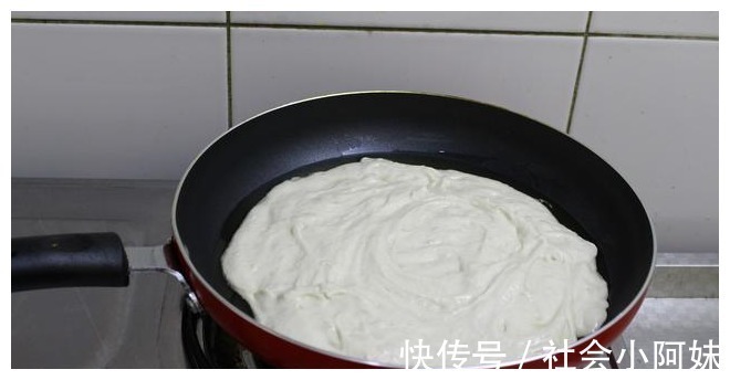 发面葱花饼的简单制作方法,手不沾面,学会不用天天吃馒头花卷了