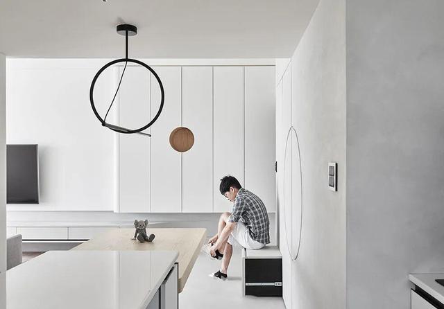 小户型|一家四口人的56㎡新家，小如鼠窝，1㎡都不敢浪费，教科书级装修