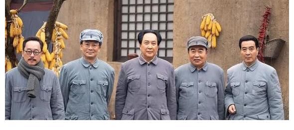 央视《香山叶正红》热播,唐国强等主演显老态,特型演员青黄不接