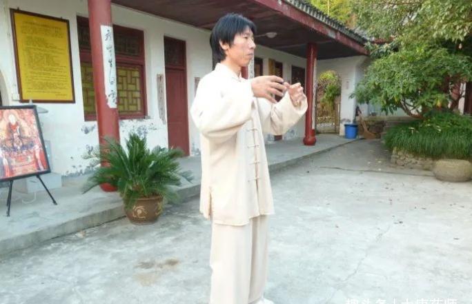 站桩|一个不花钱的养生妙方!每天5分钟,身体收获8大益处!防病又强身