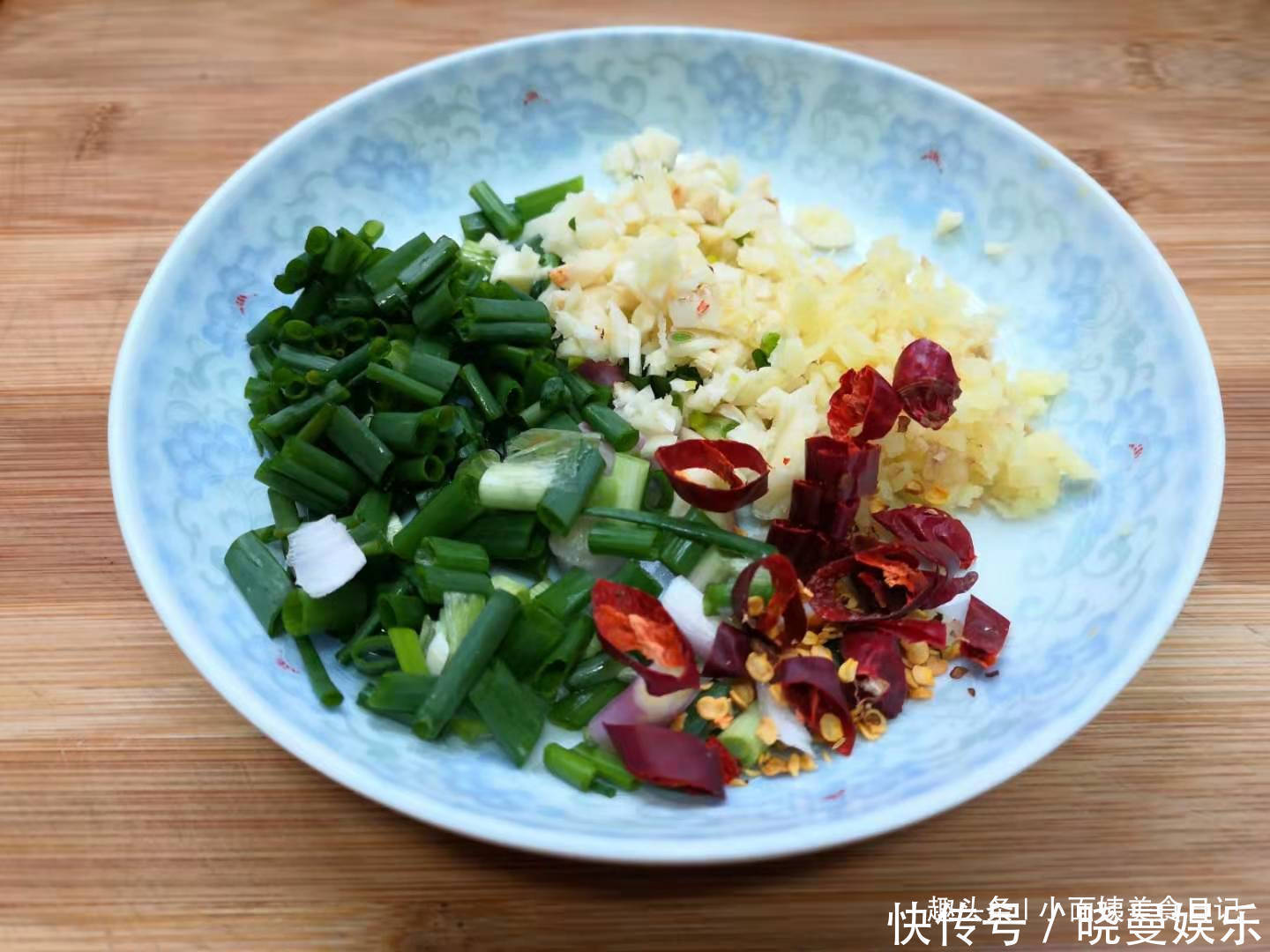 家里小孩缺钙的,可以经常吃这个菜,补钙增钙壮骨,身体强壮!