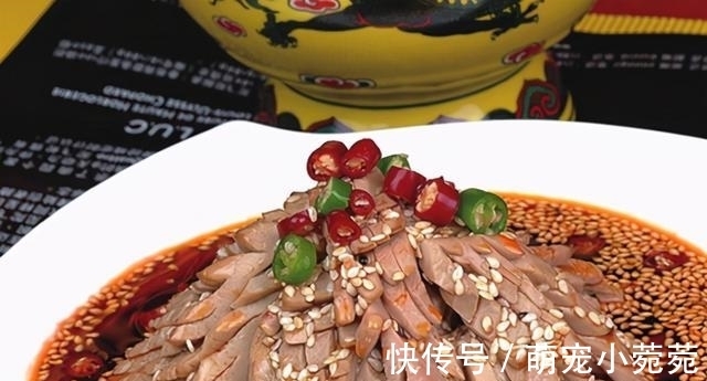 十五道饭店精品凉菜,川味十足,味型丰富,深受广大观众喜爱