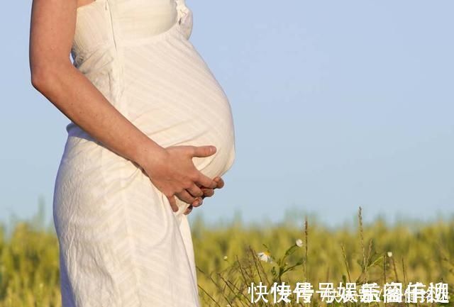 孕妈|“超贴心准爸”刷屏朋友圈,孕妈单独外出,准爸的一个举动太暖了