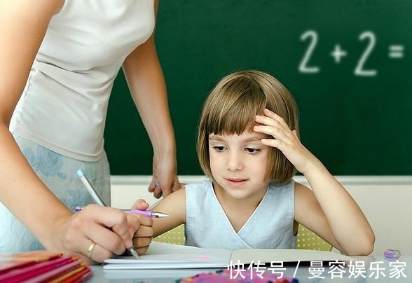 父母们|3个信号说明宝宝缺锌了,父母们可不要马虎,会影响他的智力发育