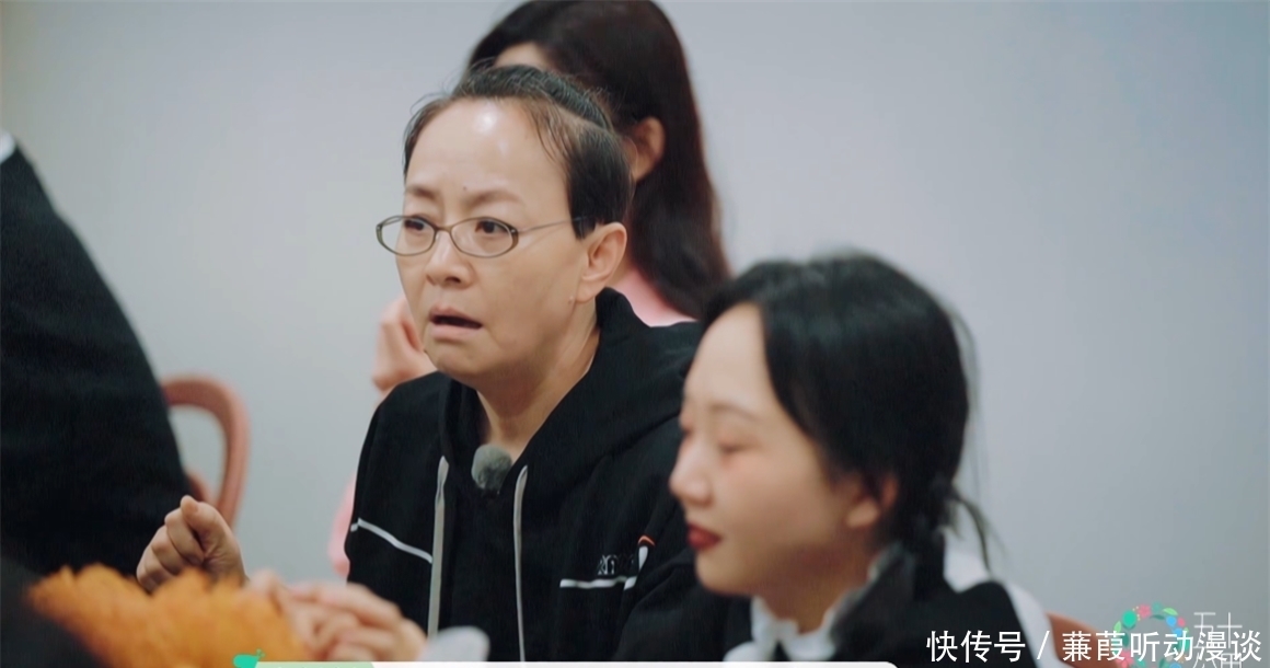 领衔|桃花坞:宋丹丹张翰领衔尴尬名场面,汪苏泷展现教科书式高情商