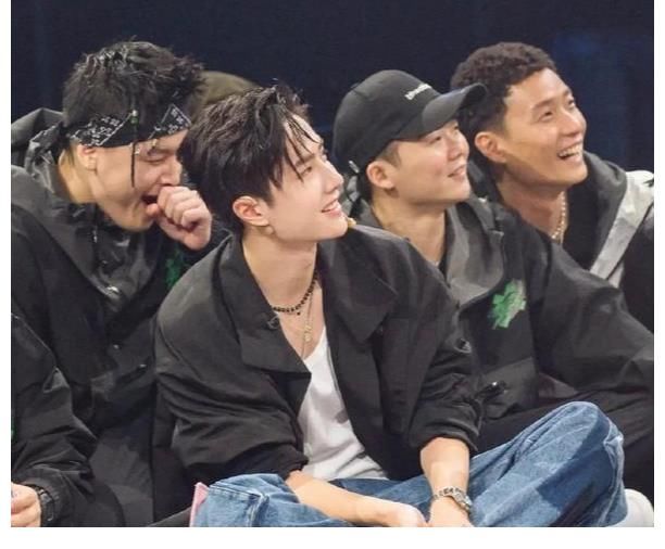 街舞|《街舞4》開始錄制，電門表示贏了又怎樣？網(wǎng)友評論：出現(xiàn)不公平