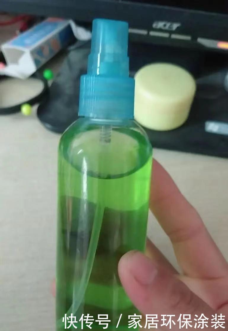 采摘|野外采摘一些金银花，用薄荷加金银花，教你制作天然花露水